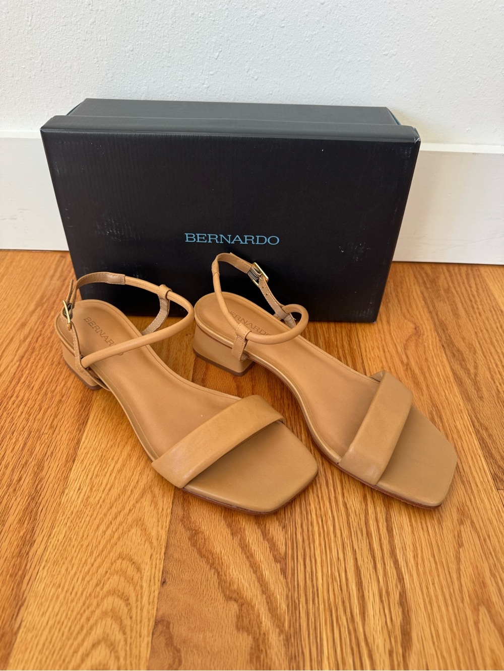 Bernardo Josei Low Heel Sandal